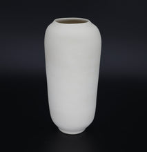 Load image into Gallery viewer, White vase
