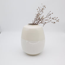 Load image into Gallery viewer, Beautiful large white vase
